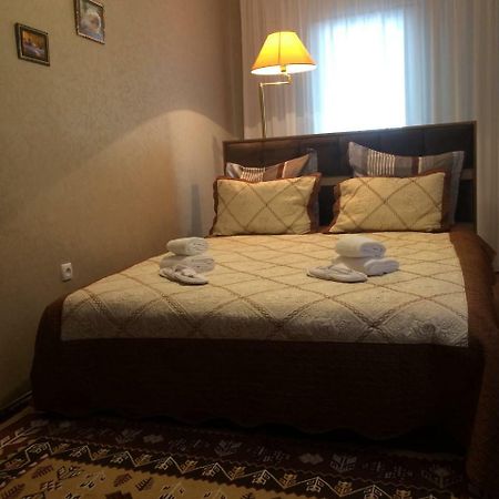 Four Seasons Apartment Sighnaghi Bagian luar foto