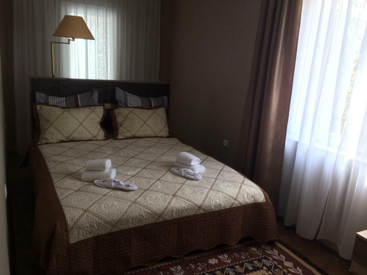 Four Seasons Apartment Sighnaghi Bagian luar foto