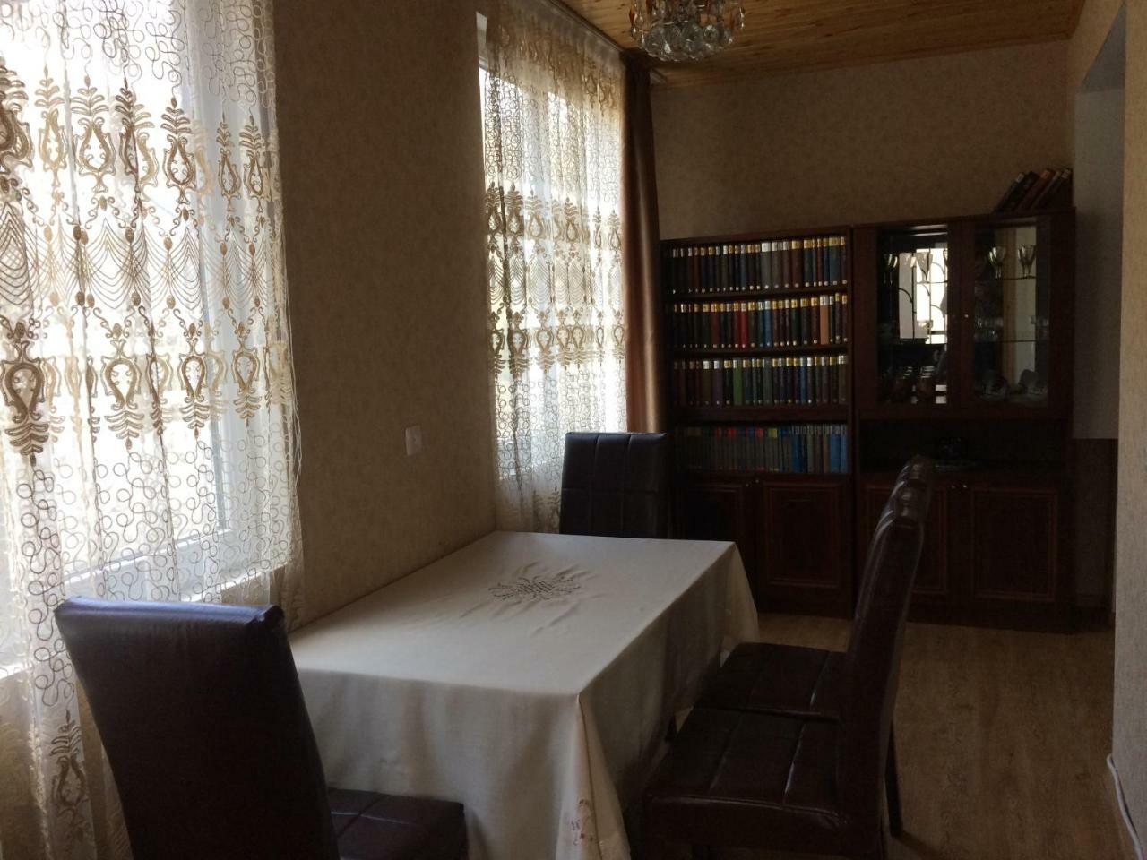 Four Seasons Apartment Sighnaghi Bagian luar foto