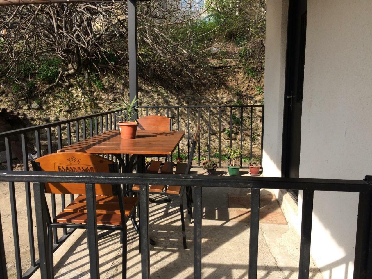 Four Seasons Apartment Sighnaghi Bagian luar foto